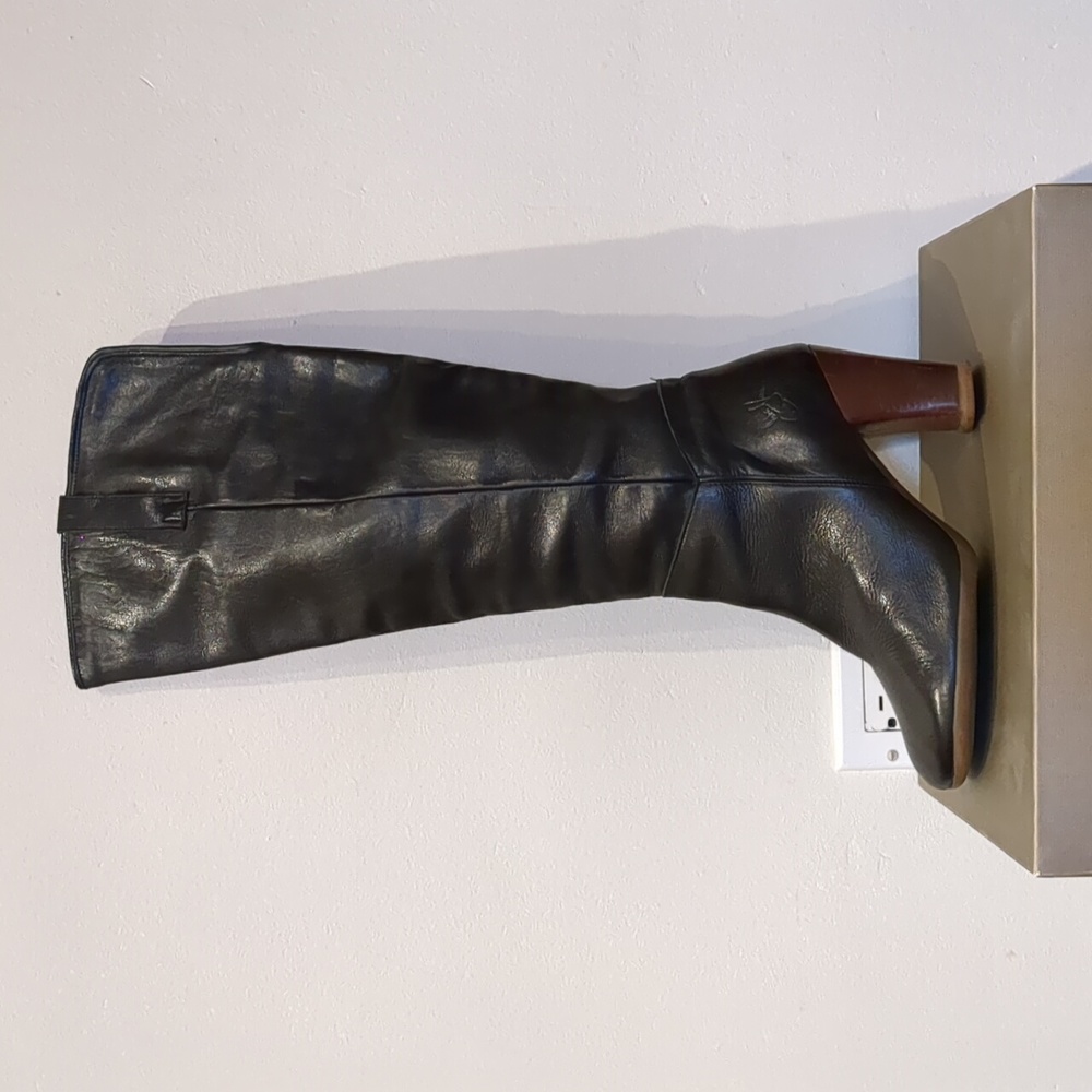 Extremely rare black Operetta style Fluevog boots
